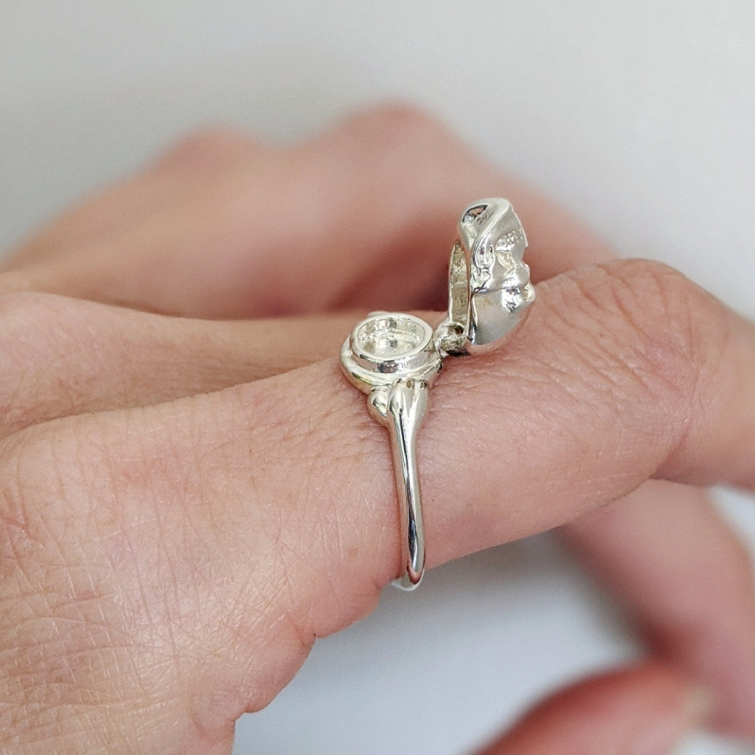 Memento Mori Poison Ring