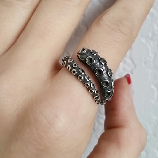 Tentacle Wrap Ring