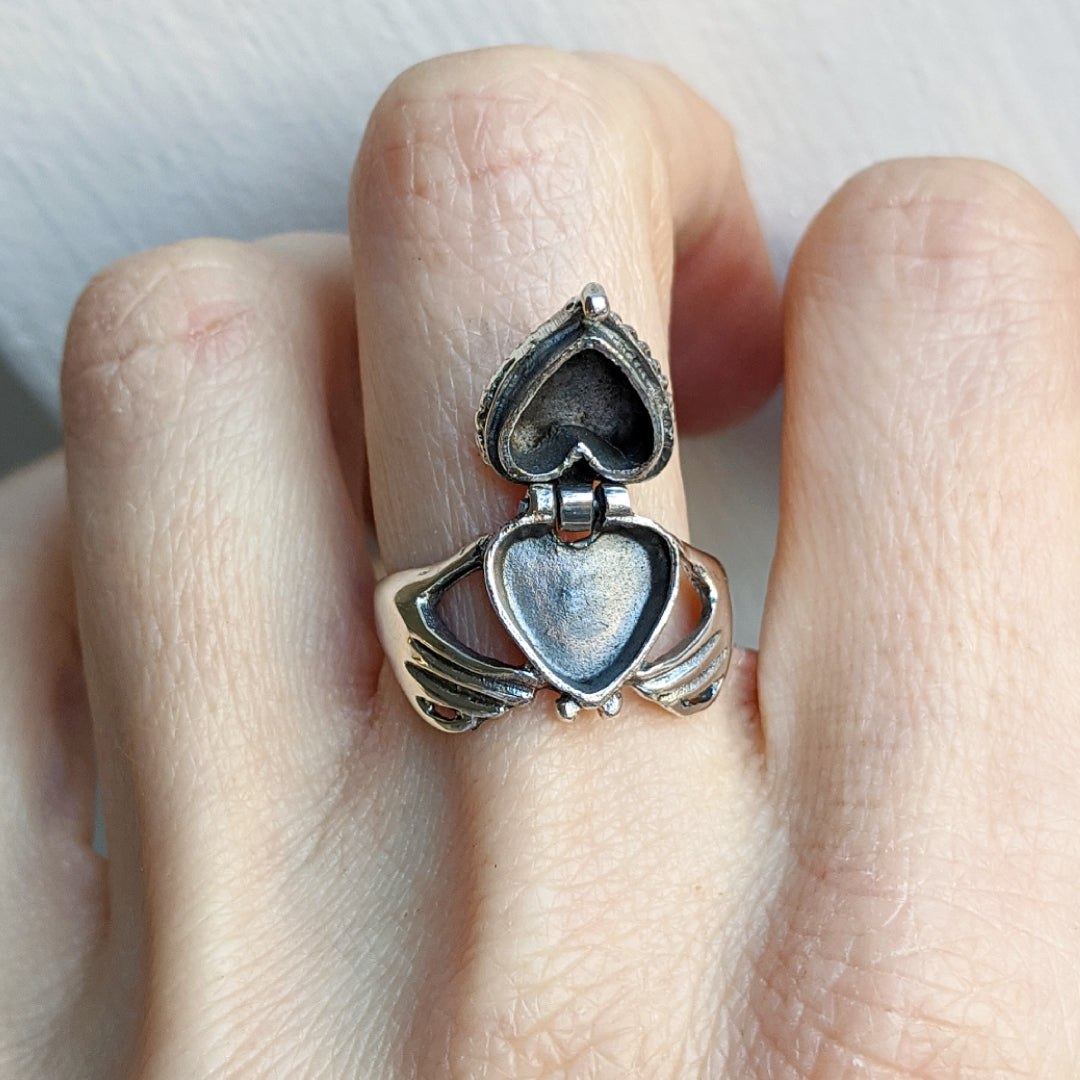 Claddagh Rings Handmade in Ireland | Irish Ring | CladdaghRings.com