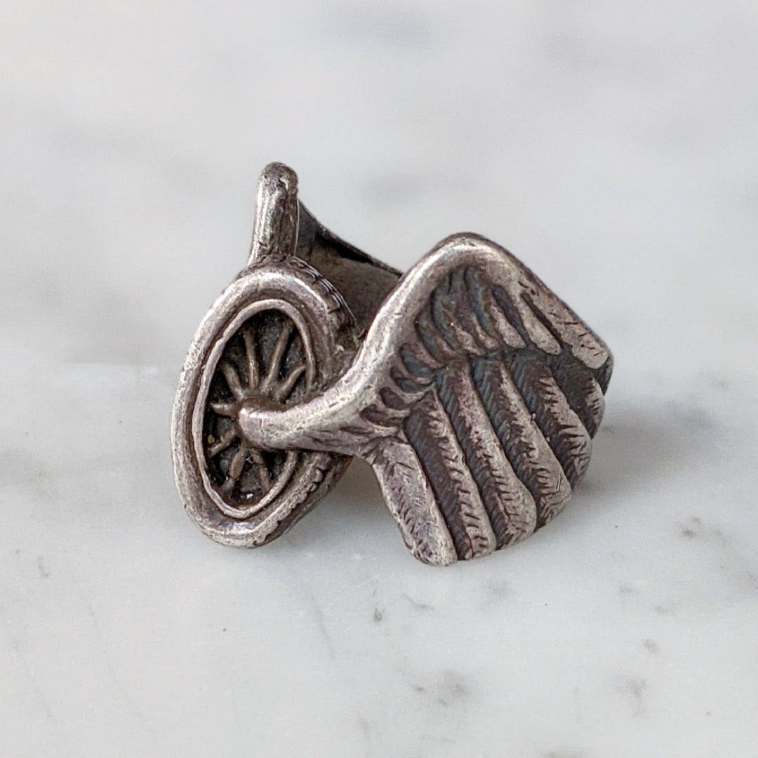 Vintage Sterling Winged Chariot Ring